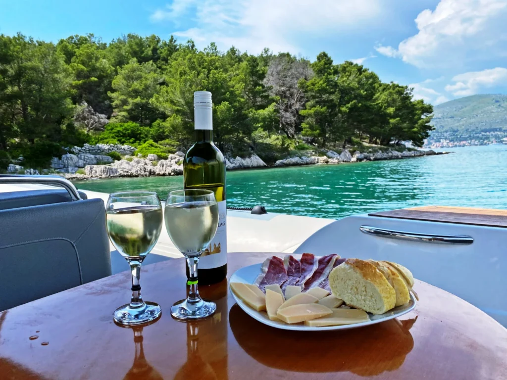 Croatia private boat tour from Trogir with Nakiros Charter.