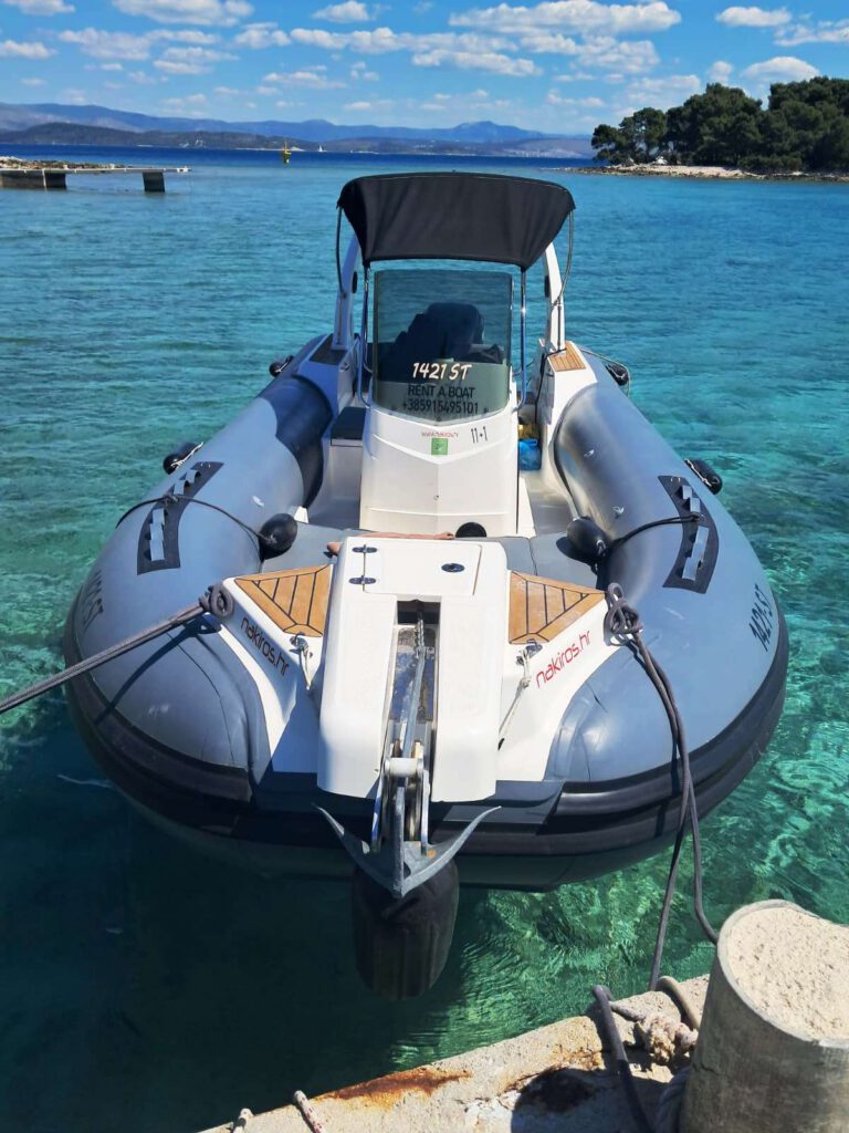 Trogir Boat Rent 770 RIB Sundeck Nakiros Charter