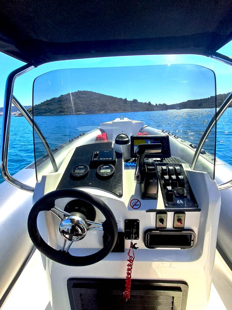 Trogir Boat Rent 770 RIB Sundeck Nakiros Charter