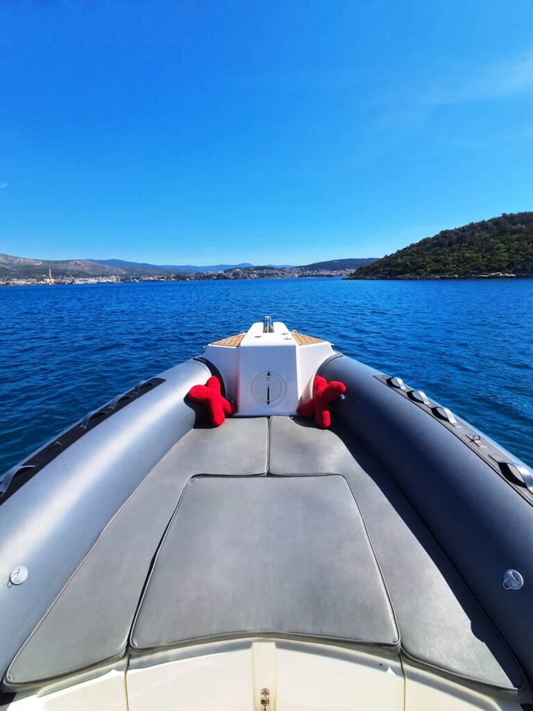 Trogir Boat Rent 770 RIB Sundeck Nakiros Charter